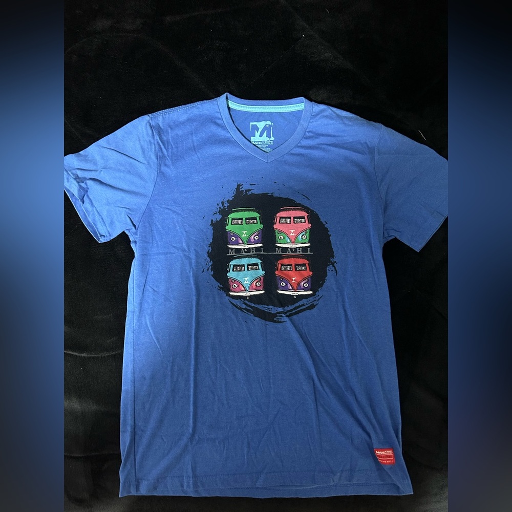 large blue mens t- shirt